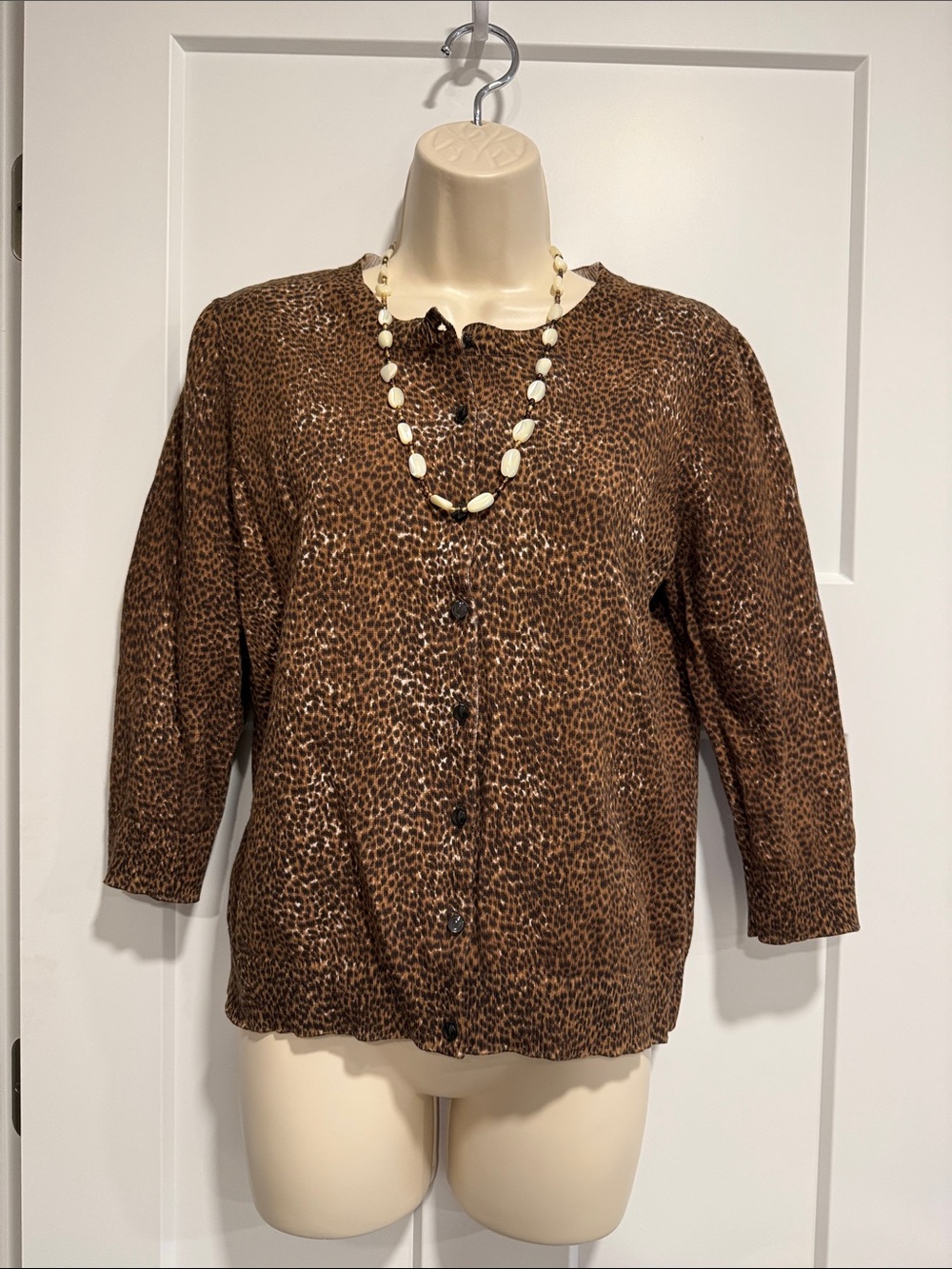 Talbots Petite Medium 100% Cotton Leopard Print Cardigan Sweater 3/4 Sleeve
